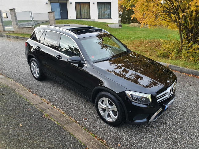 Mercedes Benz GLC 220 D 4MATIC