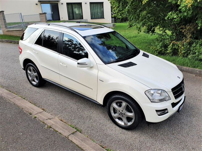 Mercedes Benz ML 3.0 CDI V6 4MATIC