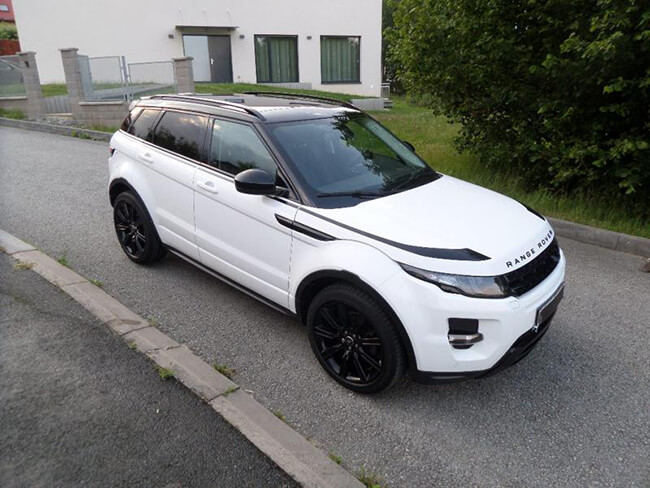 Land Rover Range Rover Evoque 2.2 SD4 140 kW 4x4 DYNAMIC+BLACK PACKET